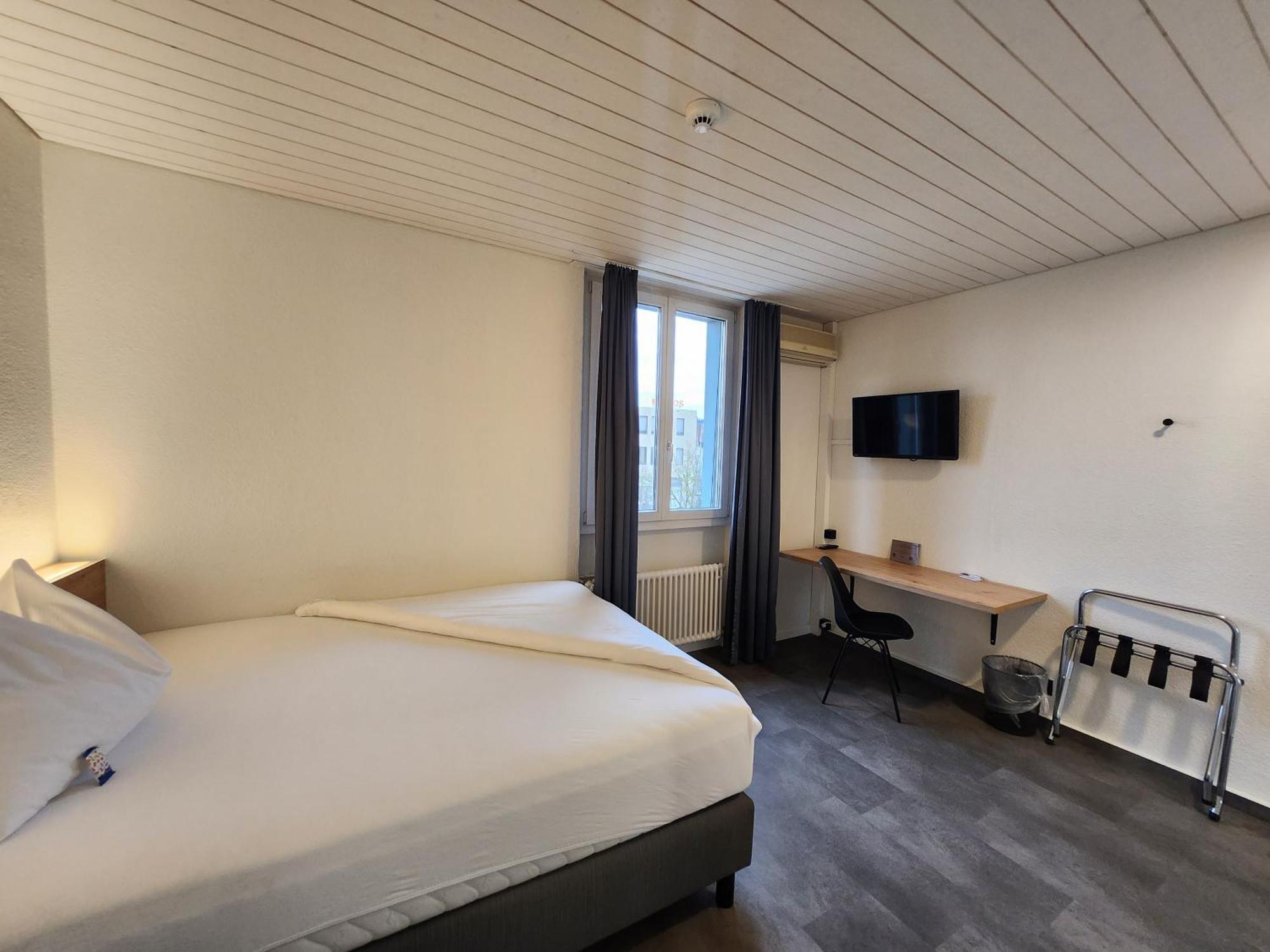 Hotel Baeren Suhr 3*